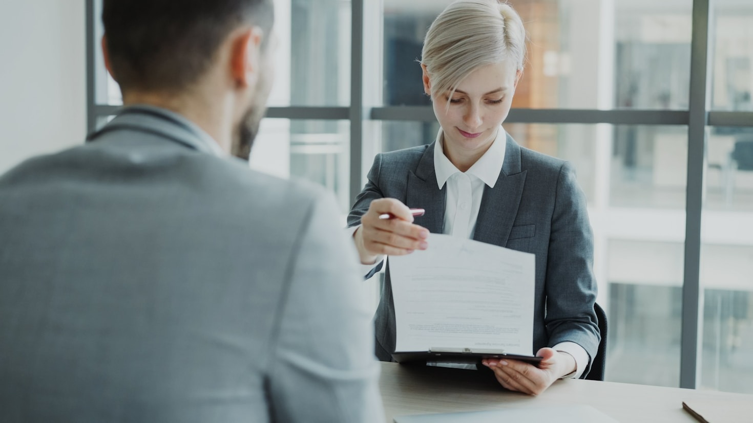 Como prevenir problemas legais nos negócios